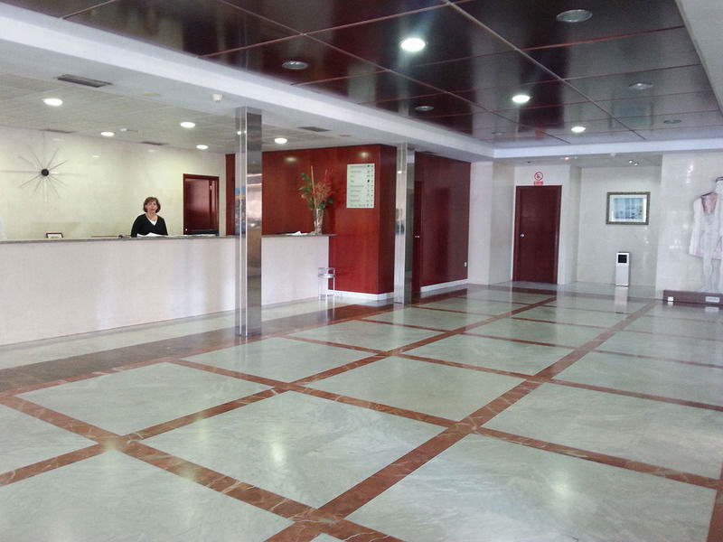 Hotel Carlos I Бенидорм Экстерьер фото