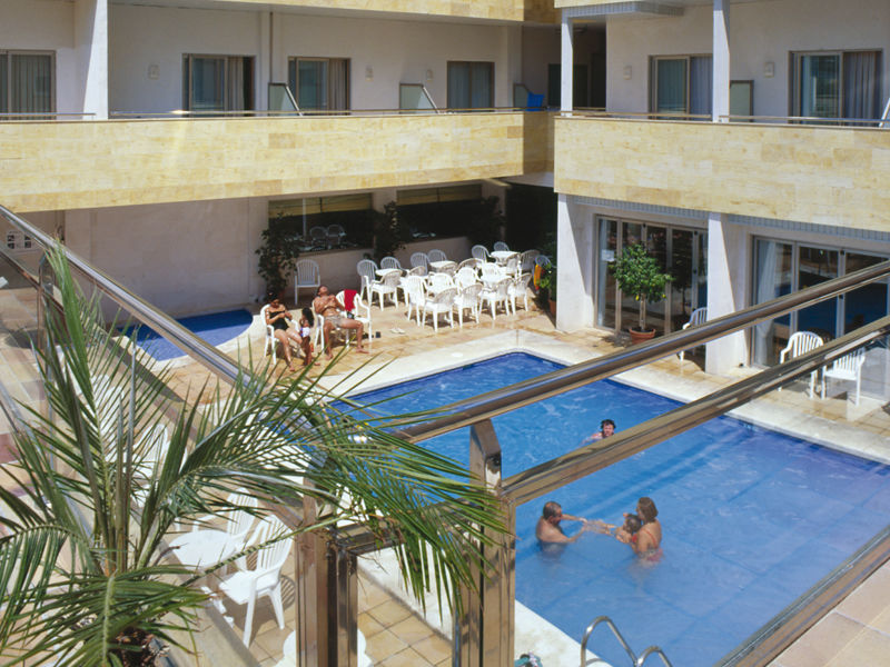 Hotel Carlos I Бенидорм Экстерьер фото