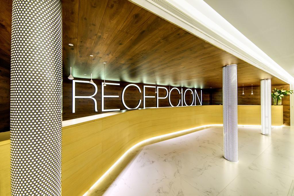 Hotel Carlos I Бенидорм Экстерьер фото