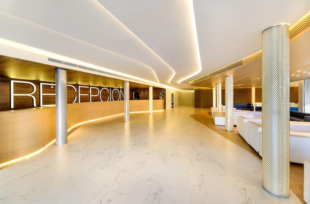 Hotel Carlos I Бенидорм Экстерьер фото