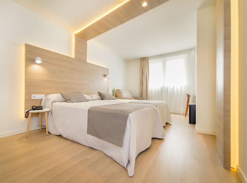 Hotel Carlos I Бенидорм Экстерьер фото