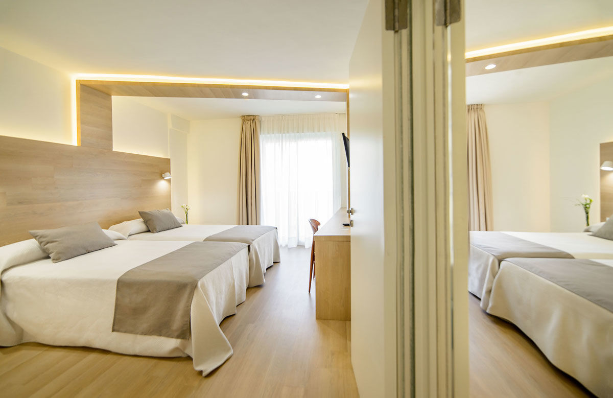 Hotel Carlos I Бенидорм Экстерьер фото